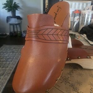 Free People Tan Leather Chloe Clogs